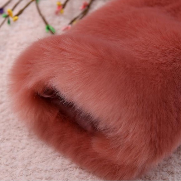 Rose Pink Faux Fur Coat - Picture 4 of 4